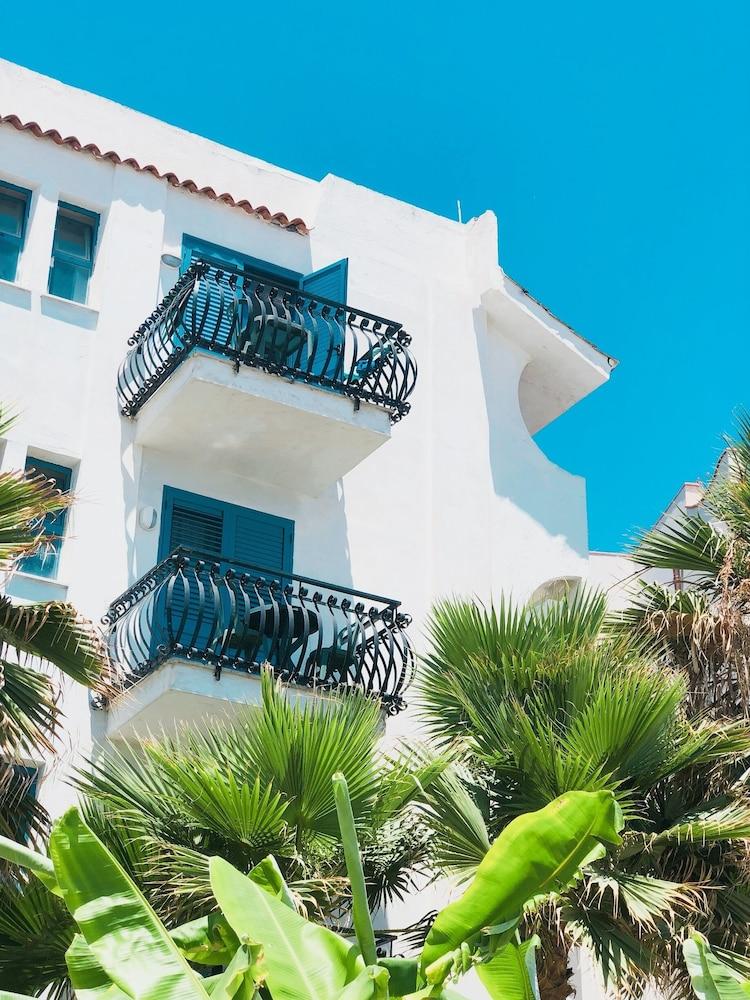 Baia Degli Dei Apartment Джардини Наксос Екстериор снимка